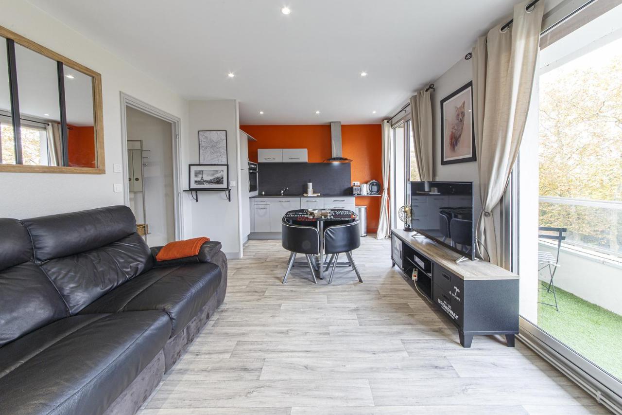 Chic Appartement Vue Sur Parc Au Calme Angers Ngoại thất bức ảnh